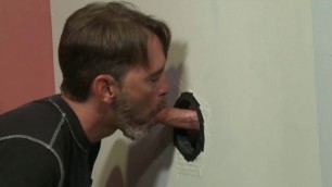 Really oldschool glory hole do you wanna try it like him