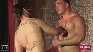 Tattooed muscled hunks enjoy jerking the cherkin in the shower