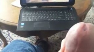STRAIGHT GUY FINAL EDGING AT PORN ON HIS COMPUTER