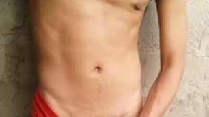 ARGENTINE BOY SHOWING HIS BIG COCK BY SENDING ME A VID
